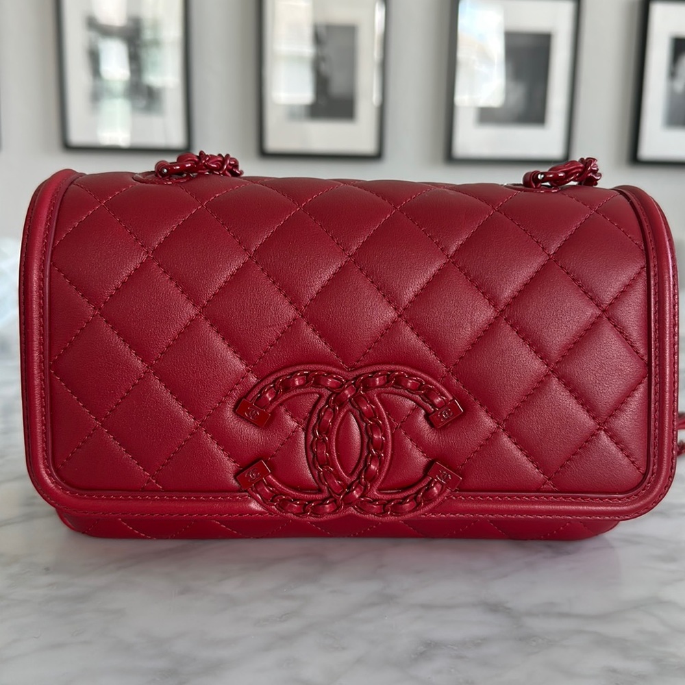 Chanel 2021 cruise collection red flap bag